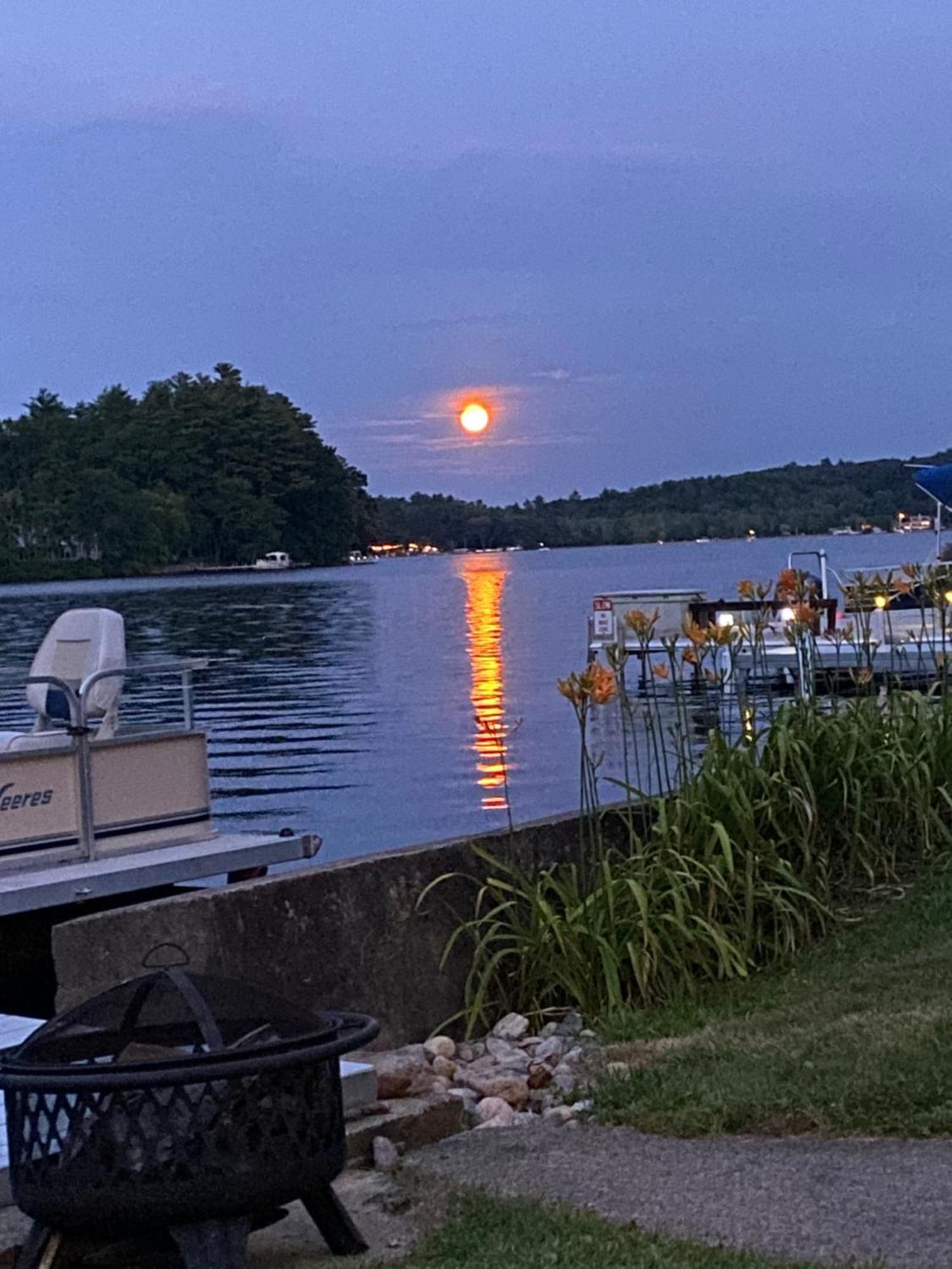 Lake Attitash Waterfront W/ Private Dock Amesbury Extérieur photo